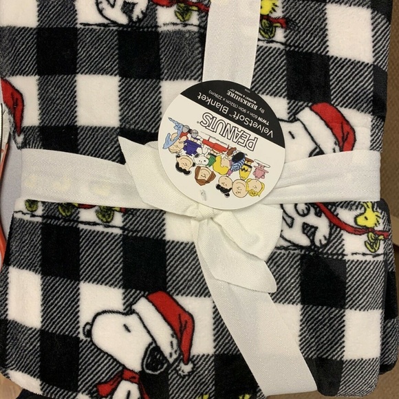 Peanuts Other - LAST ONE Snoopy Christmas Black &White Plaid Large